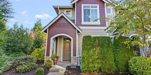 13919 34th SE