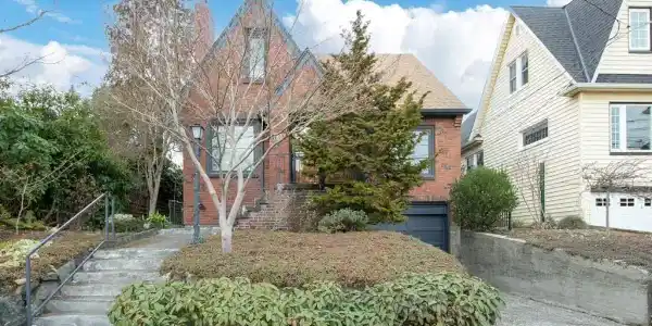 810 81st