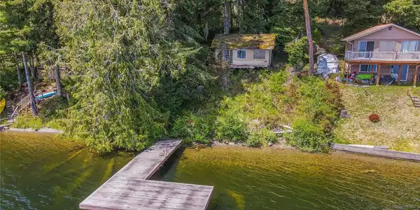 3070 Mason Lake W