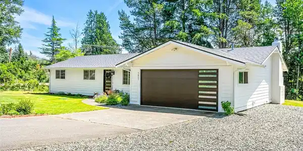 5887 Northwest