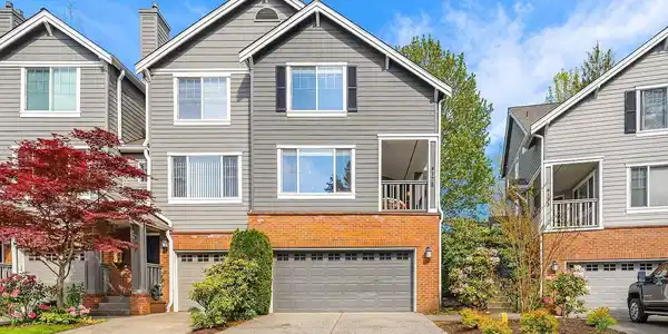 4175 248th SE