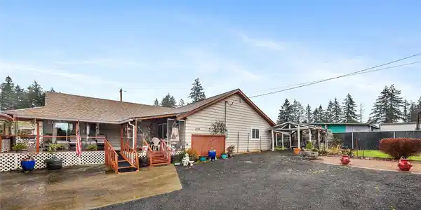 4100 Dent SW