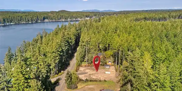 1170 Mason Lake E