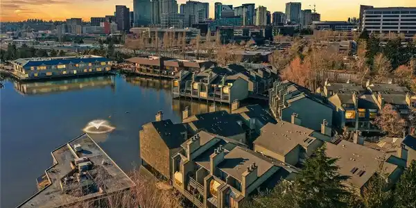 4 Lake Bellevue Drive