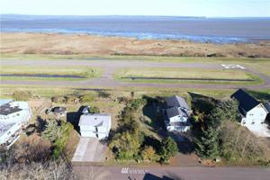 398 Olympic View NE