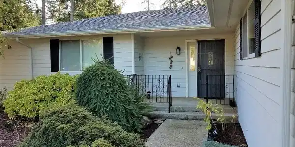 330 E Shamrock Drive