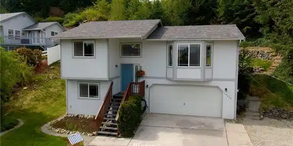 17214 33rd Street Ct E