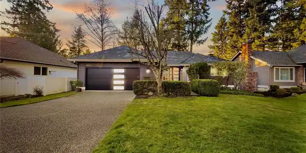 4017 239th SE