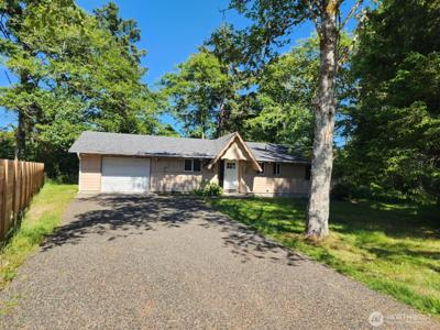 613 Willipa SE