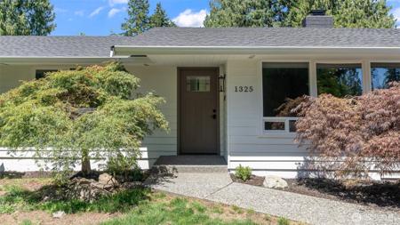 1325 123rd SE