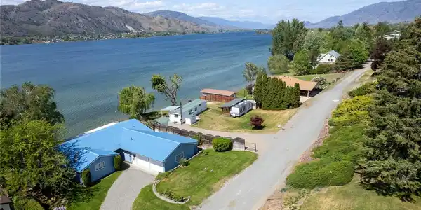 21 Lakeview