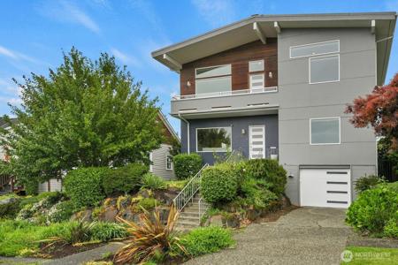 6738 36th SW