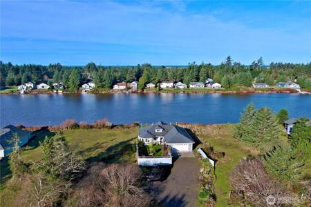 571 Chance A La Mer NE