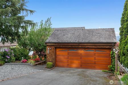 2180 Cove