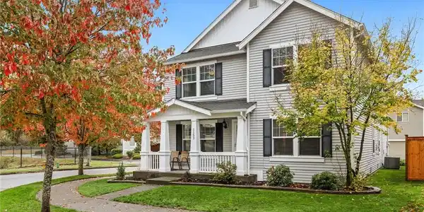 1153 Hudson
