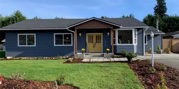 2913 4th SE