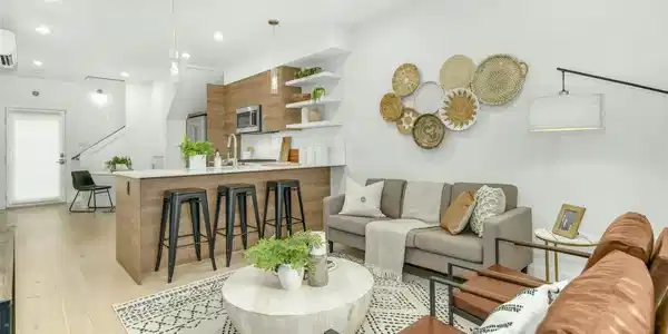 7433 4th NE