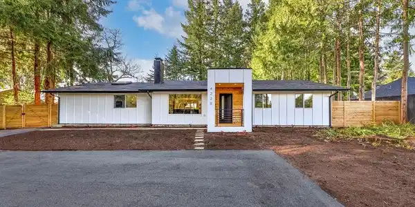 4220 14th NW