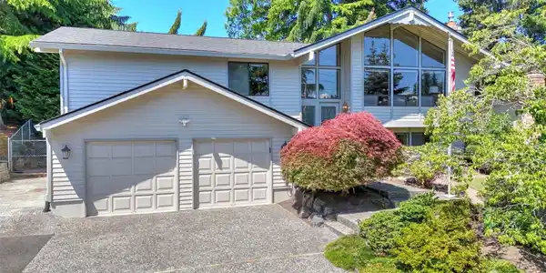 7351 127th SE