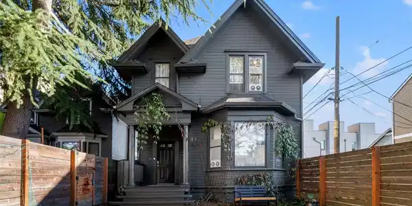 1415 Denny
