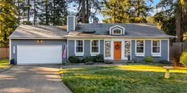 3813 Vassar SE