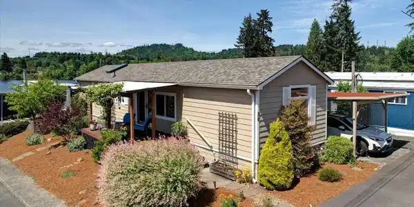 4707 Black Lake Belmore SW