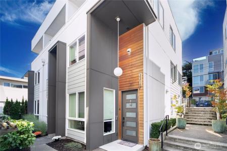 2218 Franklin E