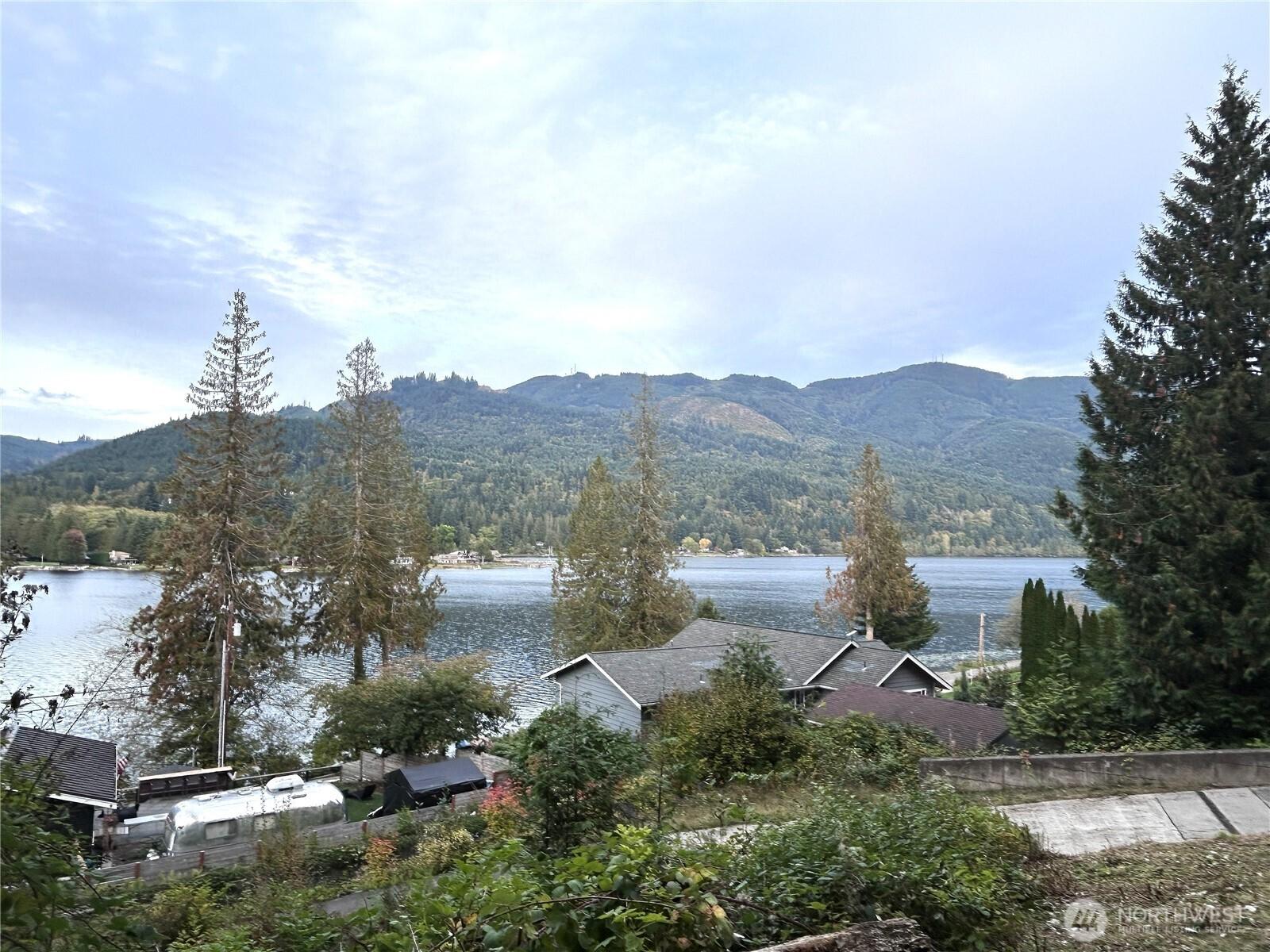 Image 1 Image 1