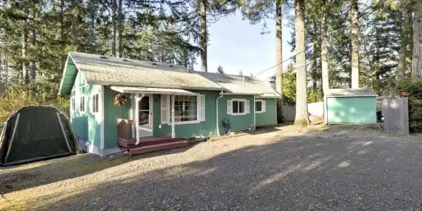 20 E Trails End Place