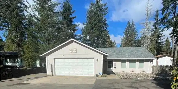 1491 Saint Andrews N