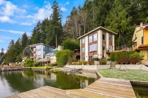 2020 Lake Sammamish NE