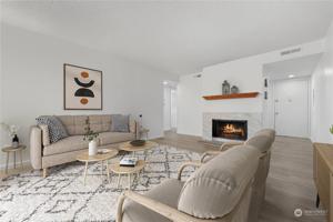 323 75th SE