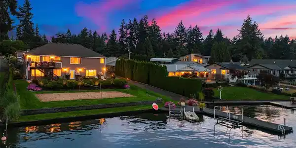 1435 Tacoma Point E