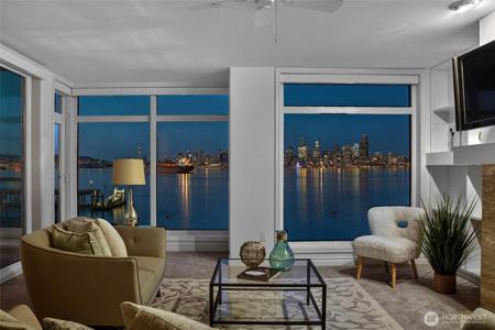 1661 Harbor SW