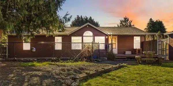 24505 Birch