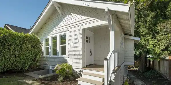 904 N 61st Street