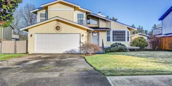 1613 S 73rd Street