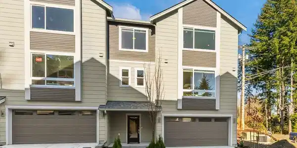 13628 Manor