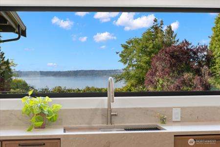 29811 Marine View SW