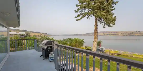 314 Lakeshore