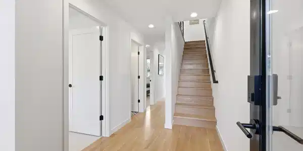 Image 4 Image 4