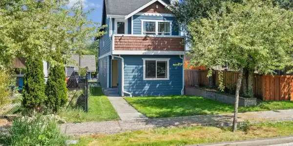 2105 Sprague