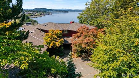 30 Silver Beach
