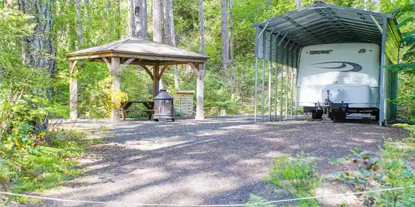 430 Dow Creek
