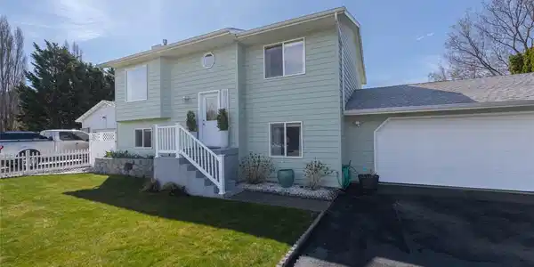 2837 Riviera