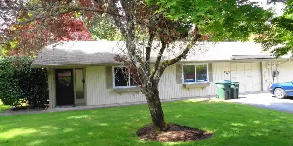 3300 Carpenter SE