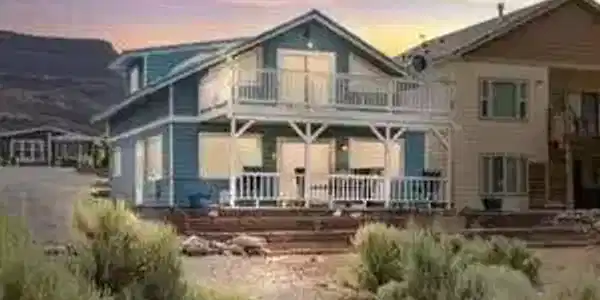 958 River SW