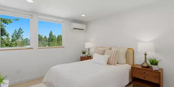 Image 4 Image 4