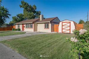 1447 W Fern Drive