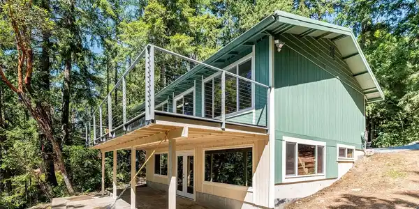 22315 Overlake SE